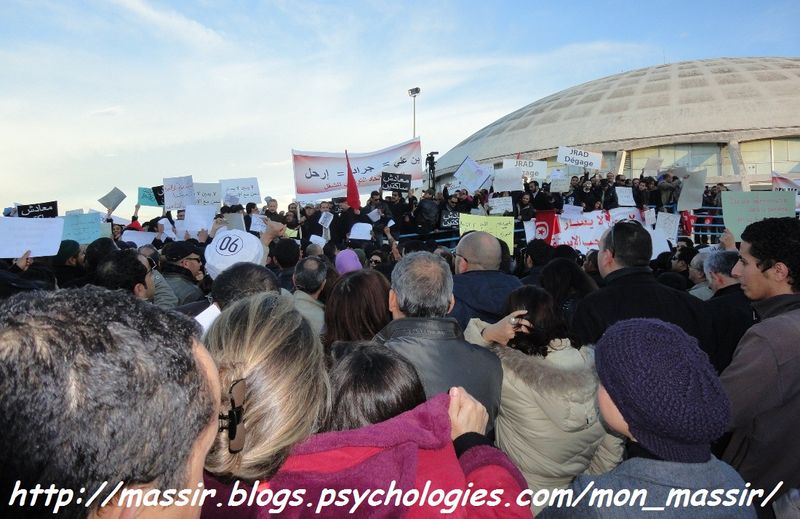 Contre la dictature de la rue a12